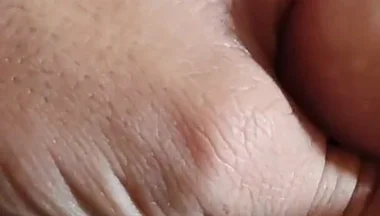 Homemade Stimulator Shoots Electric Shock in the Glans.