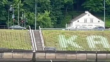 2470776203.mp4