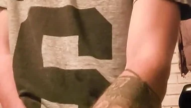 Smoking and Wanking with a Little Bum Fun