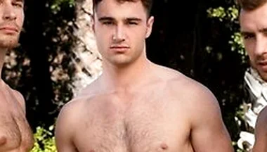 Bubble Butt Bitch Spitroasted By Big Cocked Muscle - Carter Woods, Michael Boston, David Skylar