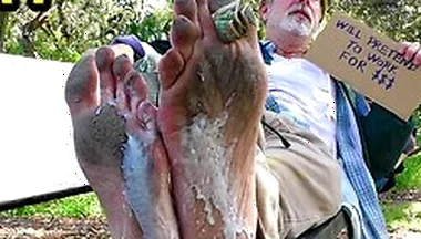 Richard Lennox Lets You Experience Foot Fetish In The Park