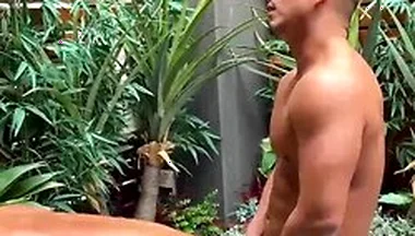 Adorable Hiroya Gives Reach Unforgettable Bareback Session