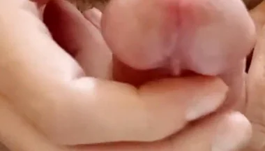 Rockardglans powerful cumshot in bathroom