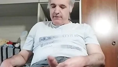 Porn Show Online with Handjob and Piss in the Bottle