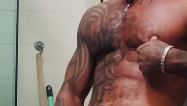 Felipe Nuru - Cumming in the Bathroom
