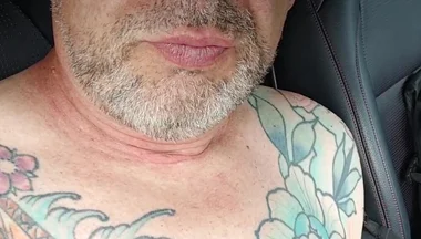 Sls-frank I Masturbate in the Car and Wait for Punters to Blow Them