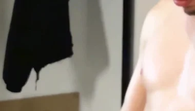 I Turn Top and Fuck an Active Guy