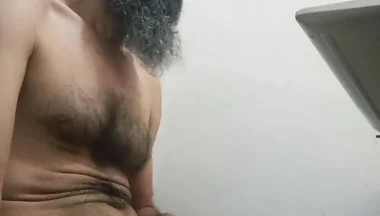 Just in Underwear for You, Enjoy It