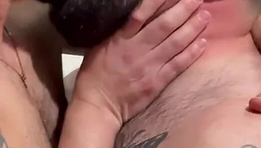 Chunky Guys Make Out and Suck