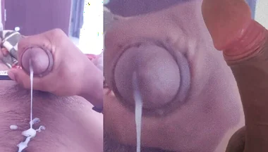 I Was Very Happy to See Tamil Aunty's Ass, I Masturbated and Enjoyed Watching a Very Funny Cream Video.