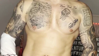 My Cock Cums with No Hands