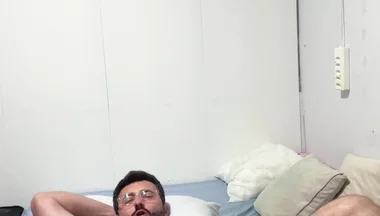 Showing the Big Dick