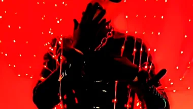 Rubber Musik Video