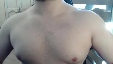 Muscular Stud Plays with His Nipples and Muscles