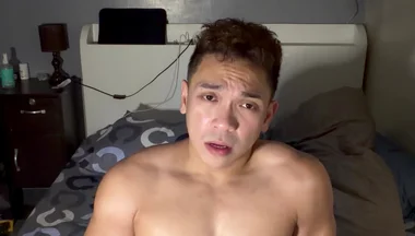 Hot Filipino Twink Jerks off in Steamy Shower