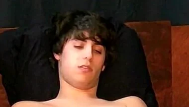 Lucas' Cummy Hand
