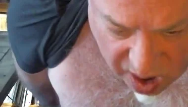 Bear Jerks off on Cam Makes Guy Watching Shoot
