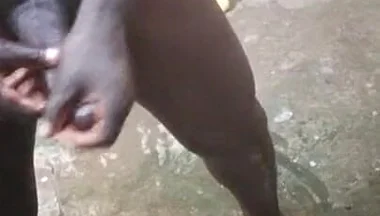 African Prince with Giant BBC Makes Sextape While in Wash Rooms