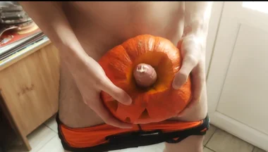 French Twink Fuck a Pumpkin Best Vegetable to Fuck (halloween Video)