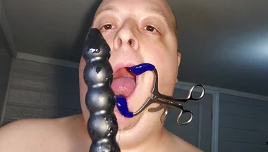 Mouth Spreader Deepthroat 3 Huge King Cock Dildo
