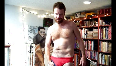 A Tour of Hairyartist Will in 9 Fleeting Moments