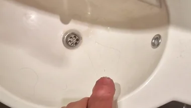 Wake up at Friend's House, Hungover. What Else You Gonna Do Than Cum? ‍