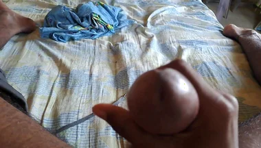 Desi Oldman Cook and Masterbation in Solo