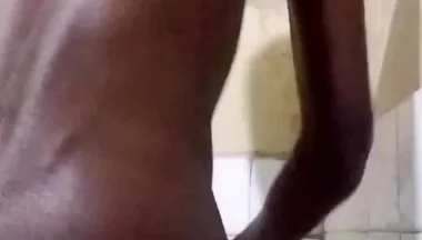 Lovely Wanking Babe