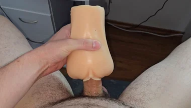 Masturbating with a Fake Vagina Sucked, so I Brought Myself to Orgasm the Classic Way with My Hand.