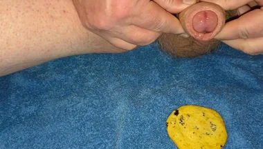 Cookie Cum Shot