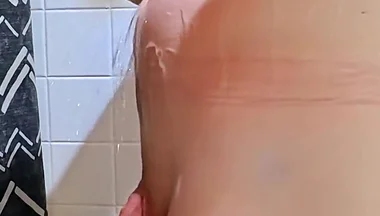 Shower Sex 6