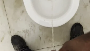 Security Guard on the Shopping Bathroom Pissing and Looking for Fun