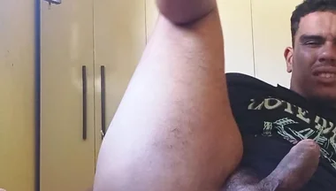 Hot Young Guy, Get a Clue