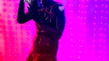Vide Clip Outtake