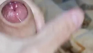 Very Powerful Arousal and Moaning Masturbation Close-up!