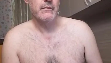 A Porn Movie and a Handjob to Wake up Content and Happy!