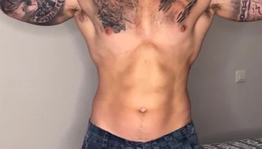 Military Huge Cumshot with No Hands