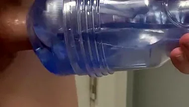 Handsfree Cumshot From Redhead Twink