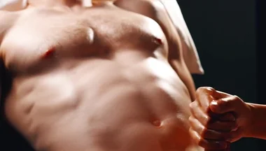 Aussie Muscular Hunk Big Dick Got Edged