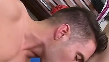 Bryan Cavallo Fucks Alex Maxim