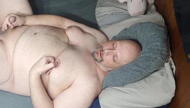 Chubby Guy Jerk and Cum