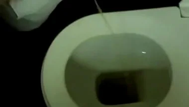 Amateur Boys Peeing Together