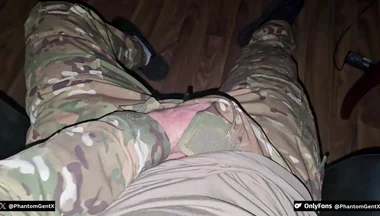 German Dirtytalk! Muscular Soldier Is Totally Horny and Jerks off His Huge Cock