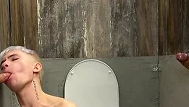Guy Gave Himself To Strangers Getting Cumshots In His Mouth - 256 With Oliver Strelly