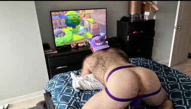 See Me Try Out a New Toy!