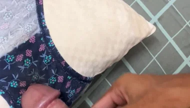 Dobul Cum!! My Step Stepsister Cums Panties