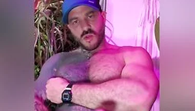 Bomb And Cum Play