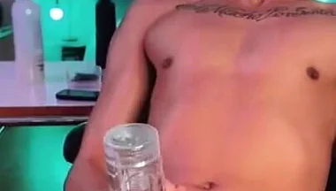 Leo Latte Lets Viewers Control the Toy in His Ass While He Strokes a Fleshlight