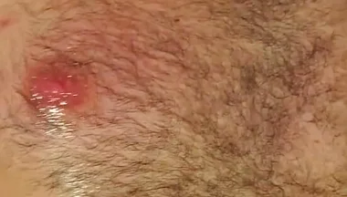 Muscle Bear Gets Edged
