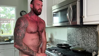 Sexy Chef Cooks with a Boner and Cups
